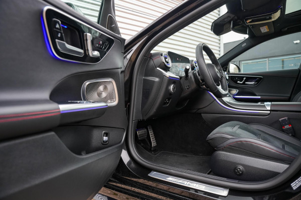 Mercedes-Benz C-Klasse AMG 43 4MATIC Panoramadak Burmester Adapt. Cruise Ambient HeadUp Nieuwe Model!