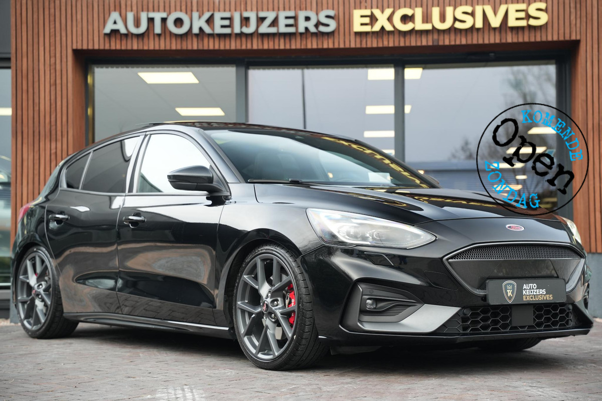 Ford Focus 2.3 EcoBoost ST-X Panoramadak Milltek LED B&O Headup Stuurverw.