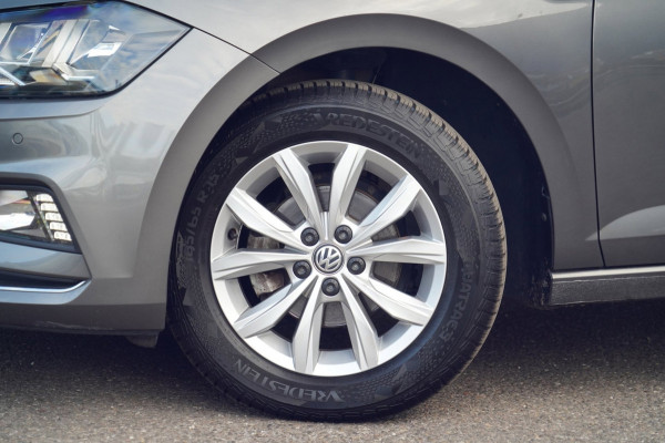Volkswagen Polo 1.0 TSI Highline / Navigatie / Stoelverw. / Climate / Adaptieve Cruise / Automaat