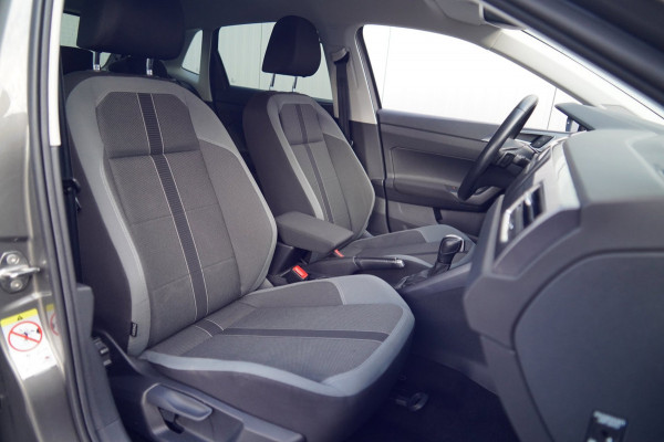 Volkswagen Polo 1.0 TSI Highline / Navigatie / Stoelverw. / Climate / Adaptieve Cruise / Automaat
