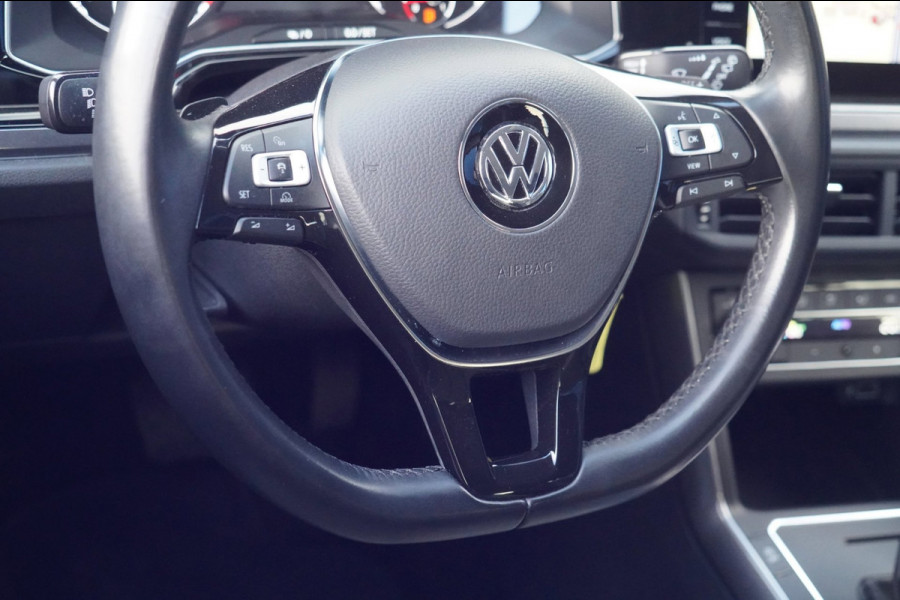 Volkswagen Polo 1.0 TSI Highline / Navigatie / Stoelverw. / Climate / Adaptieve Cruise / Automaat
