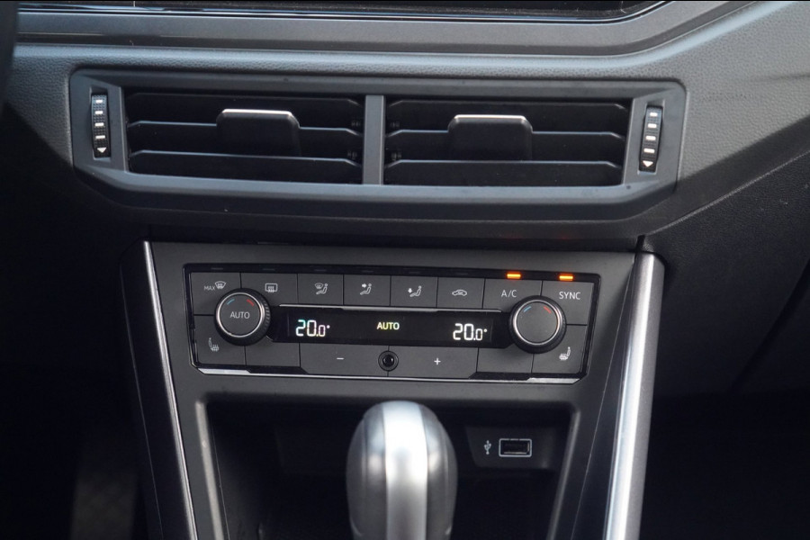 Volkswagen Polo 1.0 TSI Highline / Navigatie / Stoelverw. / Climate / Adaptieve Cruise / Automaat