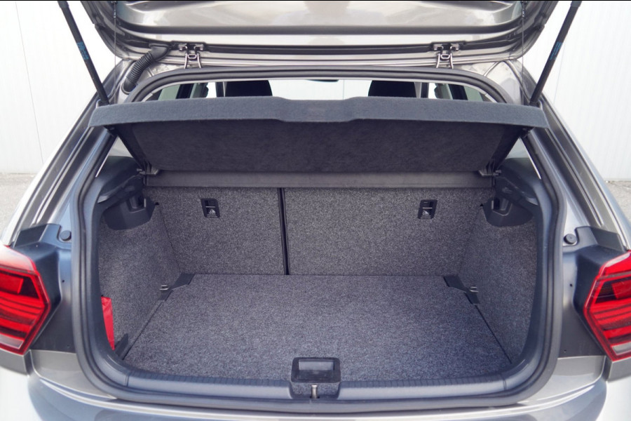 Volkswagen Polo 1.0 TSI Highline / Navigatie / Stoelverw. / Climate / Adaptieve Cruise / Automaat