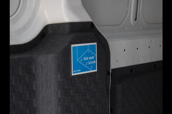 Kia PV5 L2H1 Plus 71.2 kWh | Navi | PDC | Camera | Clima | Adapt. Cruise | Stoelverwarming & ventilatie | V2L