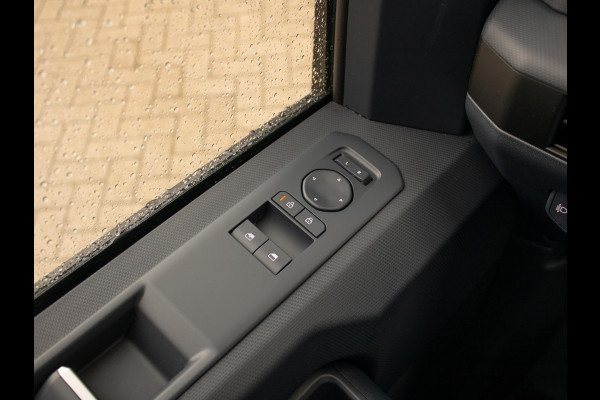 Kia PV5 L2H1 Plus 71.2 kWh | Navi | PDC | Camera | Clima | Adapt. Cruise | Stoelverwarming & ventilatie | V2L