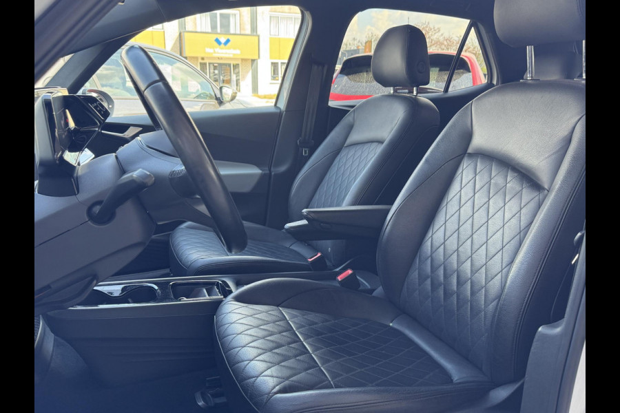 Volkswagen ID.3 First Plus 58 kWh NL-AUTO | LEDER | NAVI | SOH 93%