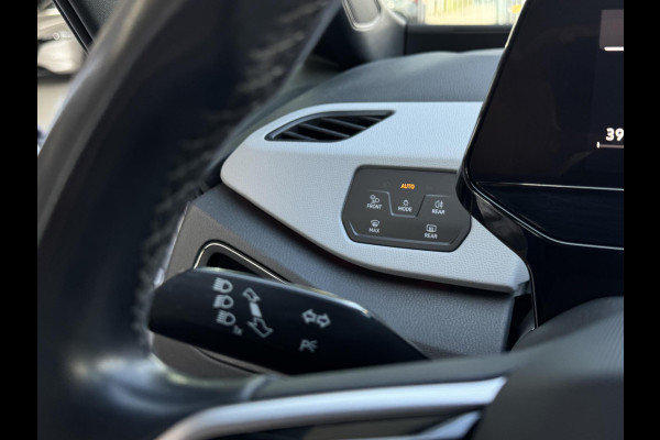 Volkswagen ID.3 First Plus 58 kWh NL-AUTO | LEDER | NAVI | SOH 93%