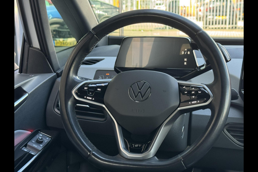 Volkswagen ID.3 First Plus 58 kWh NL-AUTO | LEDER | NAVI | SOH 93%