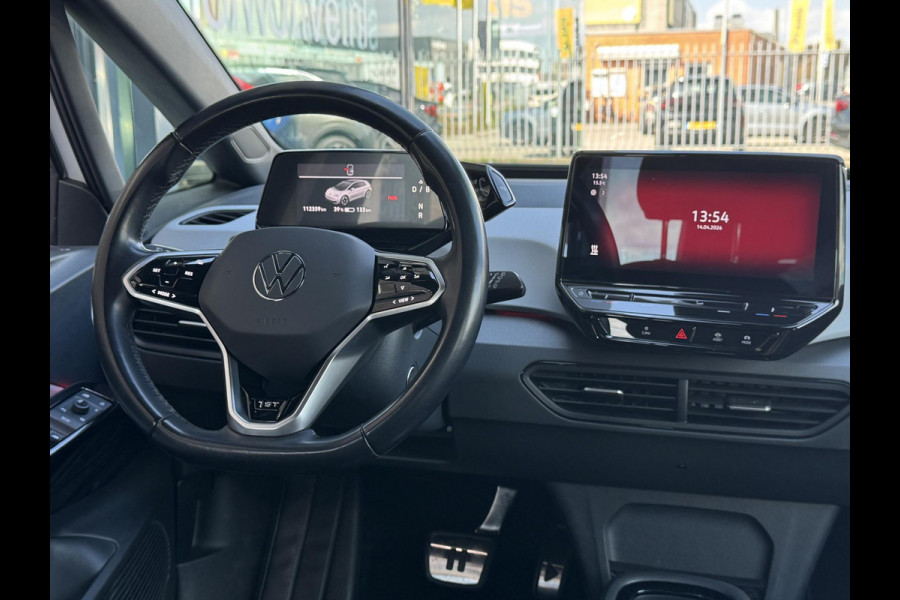 Volkswagen ID.3 First Plus 58 kWh NL-AUTO | LEDER | NAVI | SOH 93%