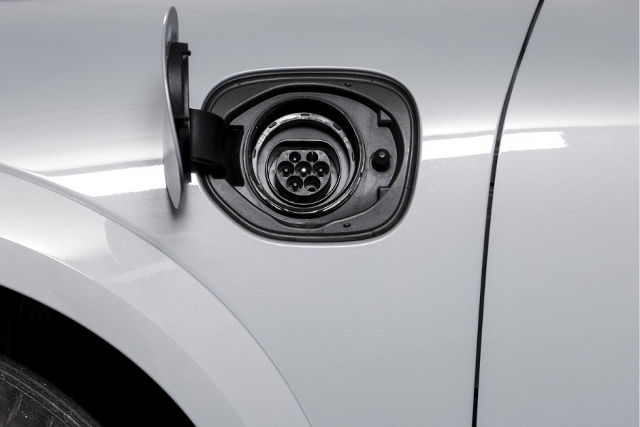 Volvo XC60 T8 Plug-in-hybrid AWD Polestar Engineered - Facelift MY26 | S/K-Panodak | Elek. Trekhaak | Harman/Kardon | 360 Camera | Dig.Cockpit | Adapt.Cruise | Stoel+-Stuurverw. | Elek. stoelen | NAV+App.Connect | ECC | LM 21" | 9215