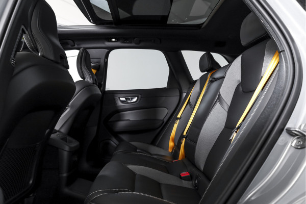 Volvo XC60 T8 Plug-in-hybrid AWD Polestar Engineered - Facelift MY26 | S/K-Panodak | Elek. Trekhaak | Harman/Kardon | 360 Camera | Dig.Cockpit | Adapt.Cruise | Stoel+-Stuurverw. | Elek. stoelen | NAV+App.Connect | ECC | LM 21" | 9215