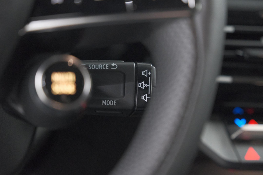 Renault 4 comfort range iconic 52 kWh | Pack Advanced Driving Assist | Camera | Dodehoekdetectie | Adaptieve Cruise Control