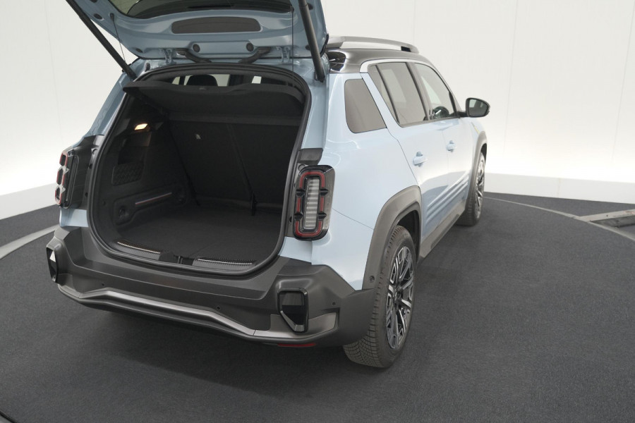 Renault 4 comfort range iconic 52 kWh | Pack Advanced Driving Assist | Camera | Dodehoekdetectie | Adaptieve Cruise Control