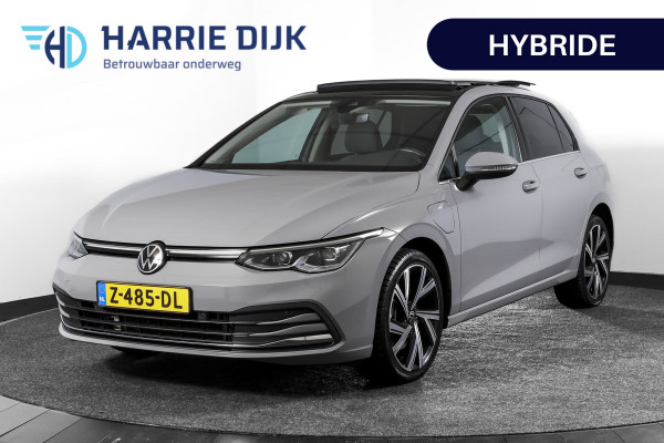 Volkswagen Golf 1.4 eHybrid Style | S/K-Panodak | Elek. Trekhaak | Dig. Cockpit | Adapt. Cruise | Stoel-+Stuurverw. | PDC | Camera | NAV + App. Connect | ECC | LM 18" |