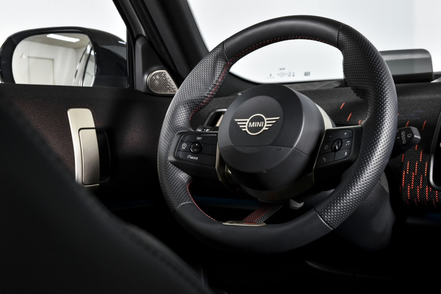 MINI Countryman 1.5 C 170 PK John Cooper Works Pakket XL | S/K-Panodak | Dig. Cockpit | Adapt. Cruise | Elek. Stoel | Stoel-+Stuurverw. | Harman/Kardon |  PDC | 360 Camera | NAV + App. Connect | ECC | Elek. Klep. | Elek. Trekhaak | LM 20" | 7575