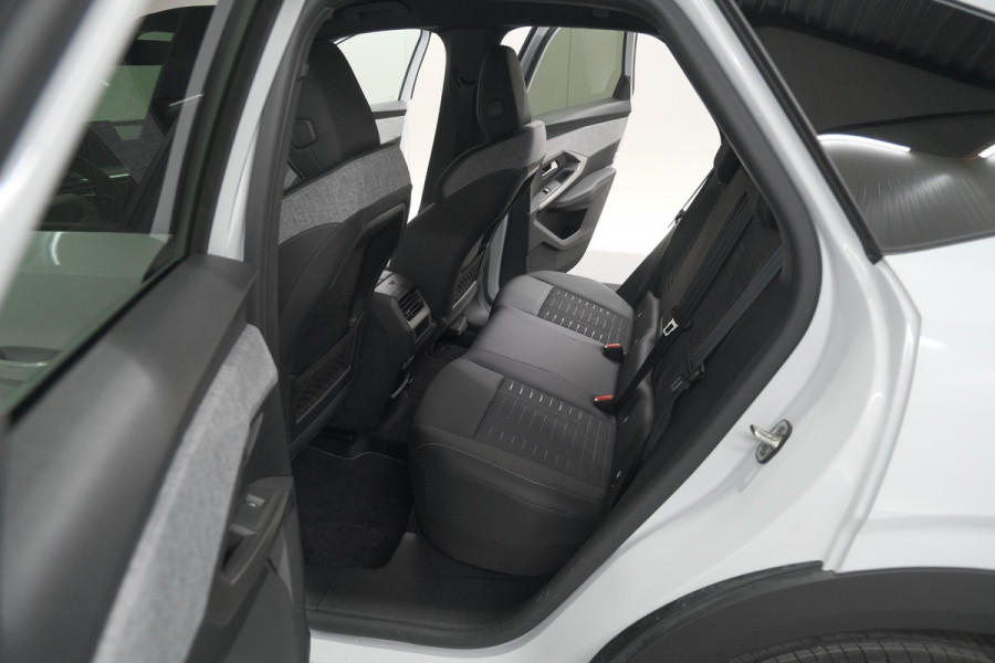 Peugeot 3008 1.2 Hybrid 145 GT | Camera | Adaptieve Cruise Control | Elektrische Kofferklep | Stuurwielverwarming