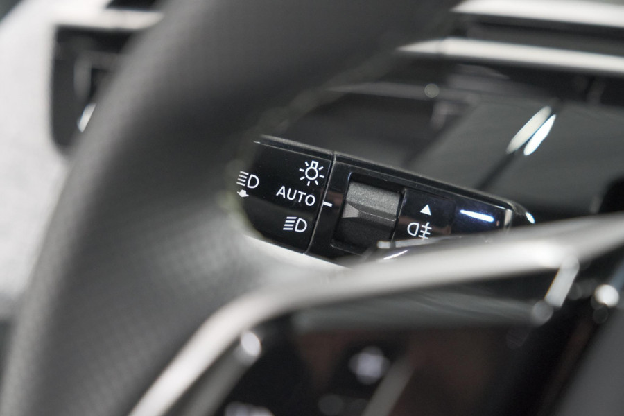 Peugeot 3008 1.2 Hybrid 145 GT | Camera | Adaptieve Cruise Control | Elektrische Kofferklep | Stuurwielverwarming