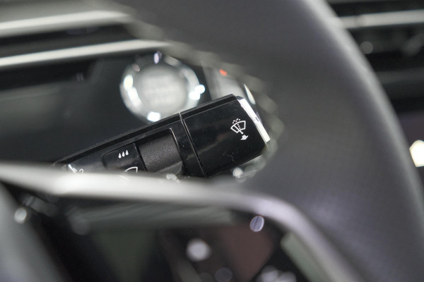 Peugeot 3008 1.2 Hybrid 145 GT | Camera | Adaptieve Cruise Control | Elektrische Kofferklep | Stuurwielverwarming