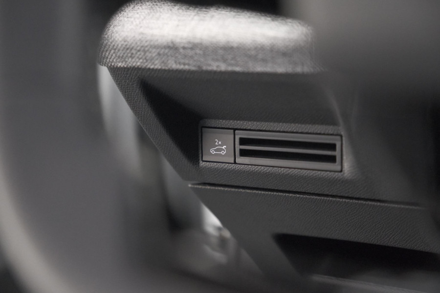 Peugeot 3008 1.2 Hybrid 145 GT | Camera | Adaptieve Cruise Control | Elektrische Kofferklep | Stuurwielverwarming