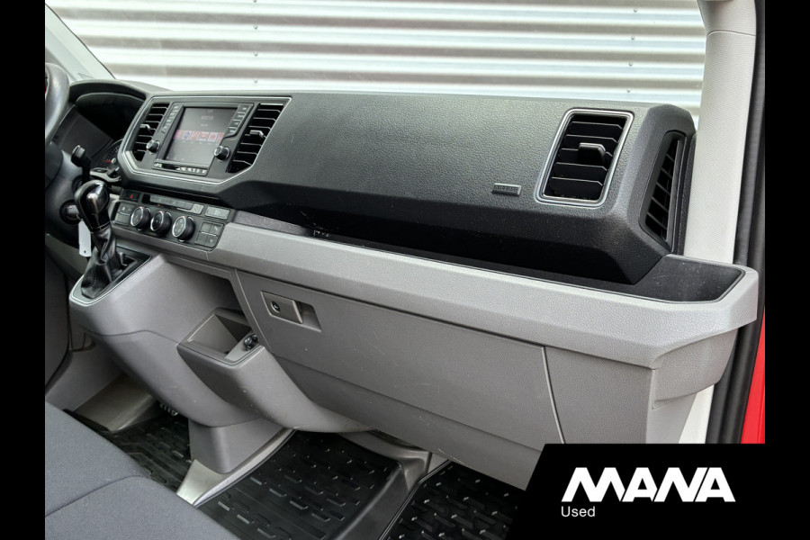 Volkswagen Crafter 50 2.0 TDI L3H2 177pk DL Automaat Trekhaak Camera Cruise Sensoren