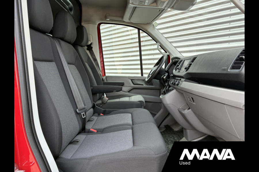 Volkswagen Crafter 50 2.0 TDI L3H2 177pk DL Automaat Trekhaak Camera Cruise Sensoren