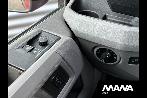 Volkswagen Crafter 50 2.0 TDI L3H2 177pk DL Automaat Trekhaak Camera Cruise Sensoren