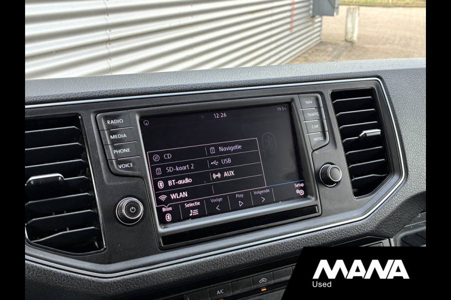 Volkswagen Crafter 50 2.0 TDI L3H2 177pk DL Automaat Trekhaak Camera Cruise Sensoren