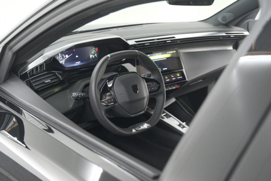 Peugeot 408 1.2 Hybrid 136 e-DCS6 GT | 360 Camera | Adaptieve Cruise Control | Elektronische Kofferklep | Apple Carplay