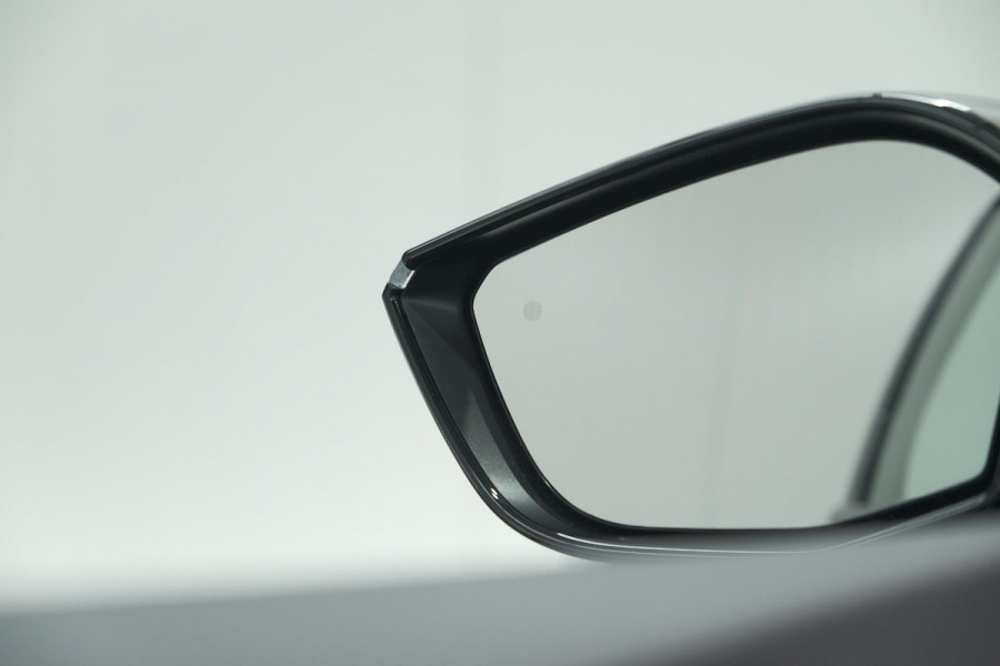 Peugeot 408 1.2 Hybrid 136 e-DCS6 GT | 360 Camera | Adaptieve Cruise Control | Elektronische Kofferklep | Apple Carplay