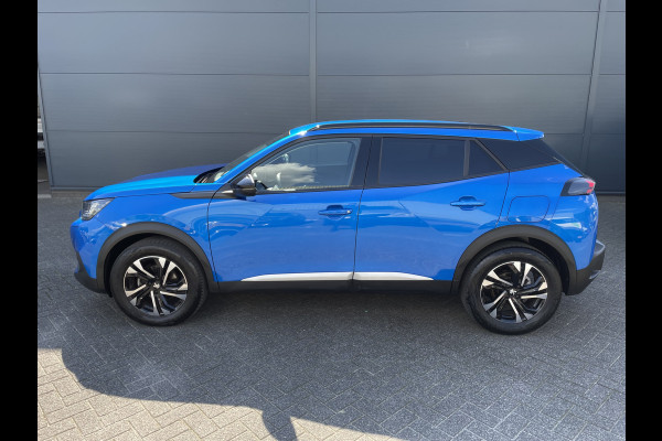 Peugeot 2008 100pk Allure Pack (Camera - Automatische Airco - i-cockpit - Navigatie - 17" - Apple Carplay - LED)