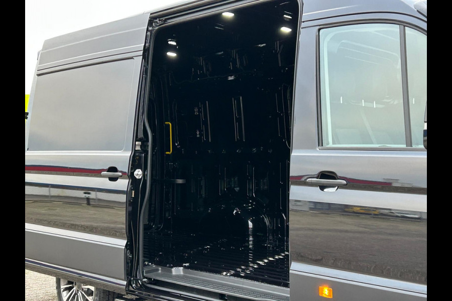 MAN TGE 3.140 L3H3 Automaat 140PK Zwart Black Lion Cruise control Carplay Camera