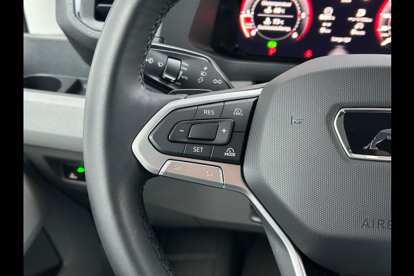 MAN TGE 3.140 L3H3 Automaat 140PK Zwart Black Lion Cruise control Carplay Camera