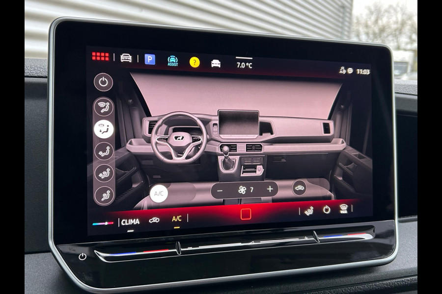 MAN TGE 3.140 L3H3 Automaat 140PK Zwart Black Lion Cruise control Carplay Camera