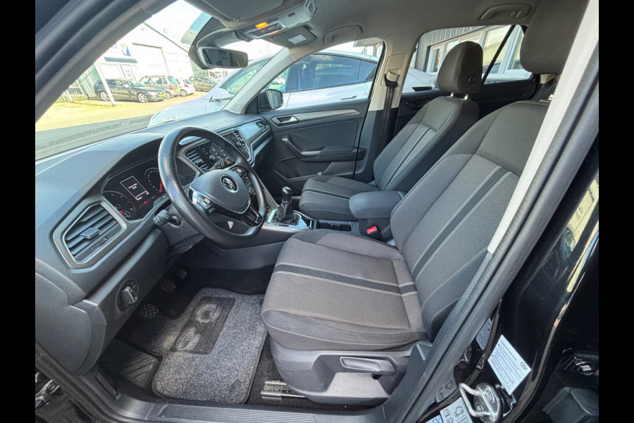Volkswagen T-Roc 1.0 TSI Style Business TREKHAAK| ACC|CARPLAY|