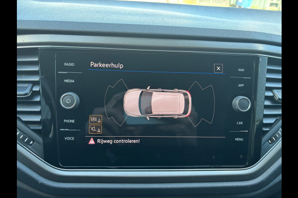 Volkswagen T-Roc 1.0 TSI Style Business TREKHAAK| ACC|CARPLAY|