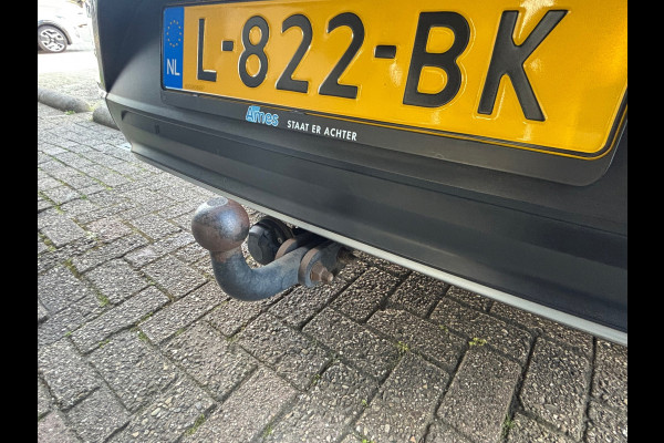 Volkswagen T-Roc 1.0 TSI Style Business TREKHAAK| ACC|CARPLAY|