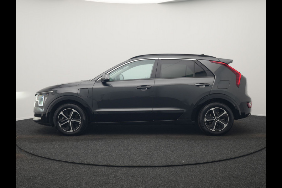 Kia Niro 1.6 GDi DynamicLine PHEV 182pk Dealer O.H. | Adaptive Cruise | Camera | Sfeerverlichting | Apple Carplay | Sportstoelen & Stuur Verwarmd | Widescreen Navi | Keyless | LED Koplampen | DAB | Plug In Hybrid