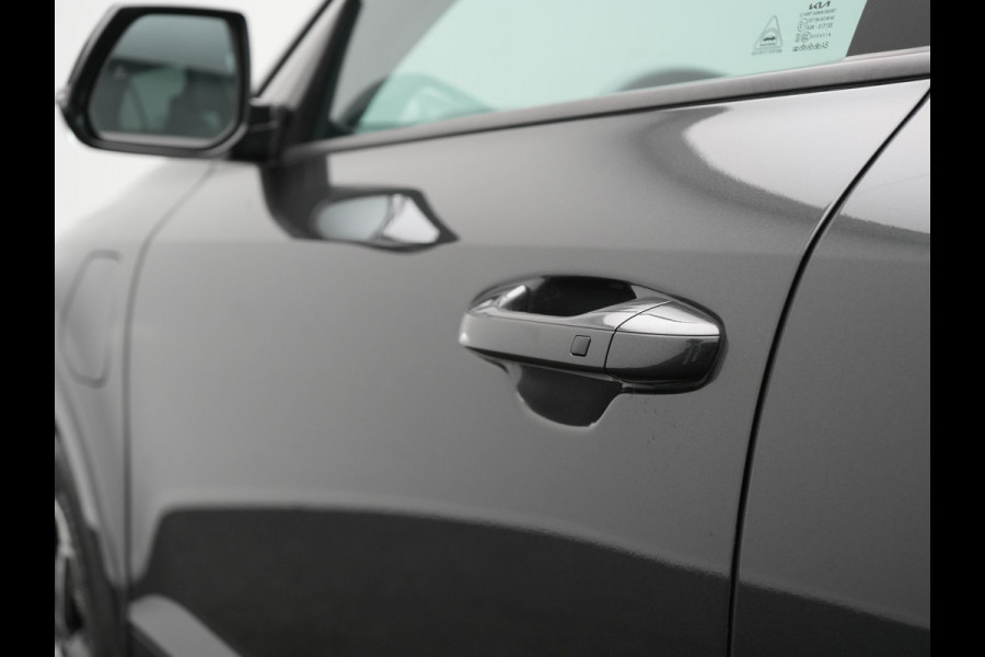 Kia Niro 1.6 GDi DynamicLine PHEV 182pk Dealer O.H. | Adaptive Cruise | Camera | Sfeerverlichting | Apple Carplay | Sportstoelen & Stuur Verwarmd | Widescreen Navi | Keyless | LED Koplampen | DAB | Plug In Hybrid