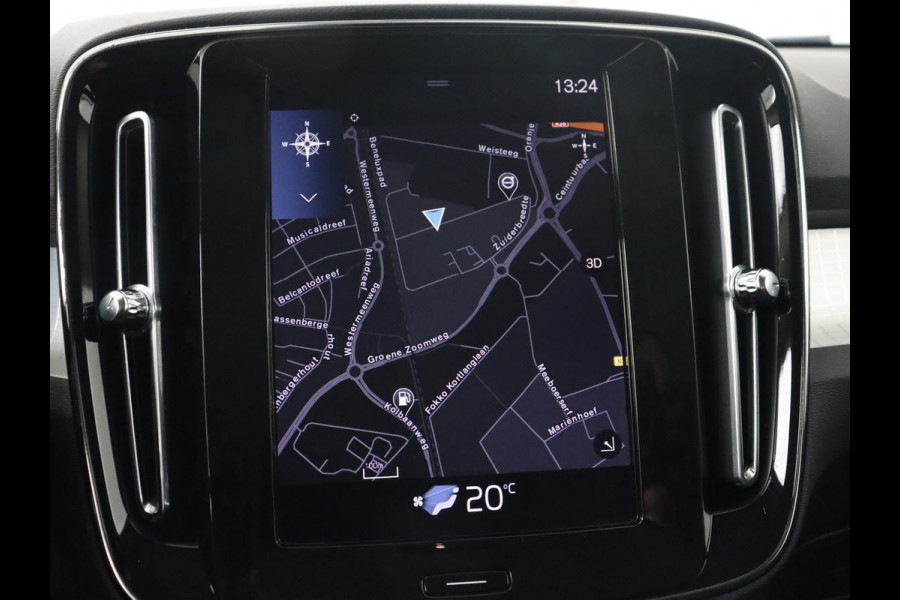 Volvo XC40 2.0 T4 Momentum | 1e eigenaar | 360 Camera | Trekhaak | Adaptive cruise | Dodehoek detectie | 19'' lichtmetalen velgen | Navigatie | Full LED | Climate control | Bluetooth | Parkeerhulp | Half leder | Origineel NL