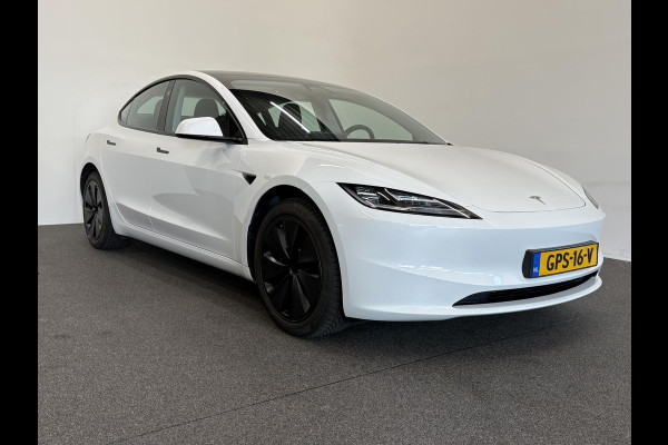 Tesla Model 3 RWD 60 kWh Panoramadak Navigatie Camera Parkeersensoren Cruise Control Stoelverwarming Dodehoek detectie Full LED Leder Climate Control Elektrische Stoelen