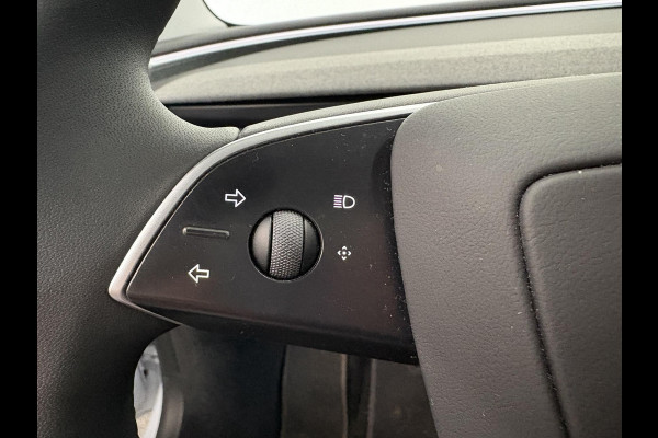 Tesla Model 3 RWD 60 kWh Panoramadak Navigatie Camera Parkeersensoren Cruise Control Stoelverwarming Dodehoek detectie Full LED Leder Climate Control Elektrische Stoelen