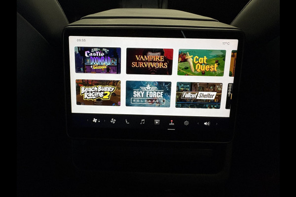 Tesla Model 3 RWD 60 kWh Panoramadak Navigatie Camera Parkeersensoren Cruise Control Stoelverwarming Dodehoek detectie Full LED Leder Climate Control Elektrische Stoelen