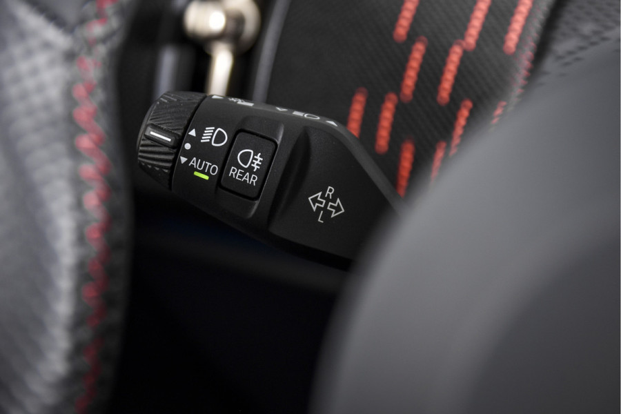 MINI Countryman 1.5 C 170 PK John Cooper Works Pakket XL | S/K-Panodak | Dig. Cockpit | Adapt. Cruise | Elek. Stoel | Stoel-+Stuurverw. | Harman/Kardon |  PDC | 360 Camera | NAV + App. Connect | ECC | Elek. Klep. | Elek. Trekhaak | LM 20" | 7575