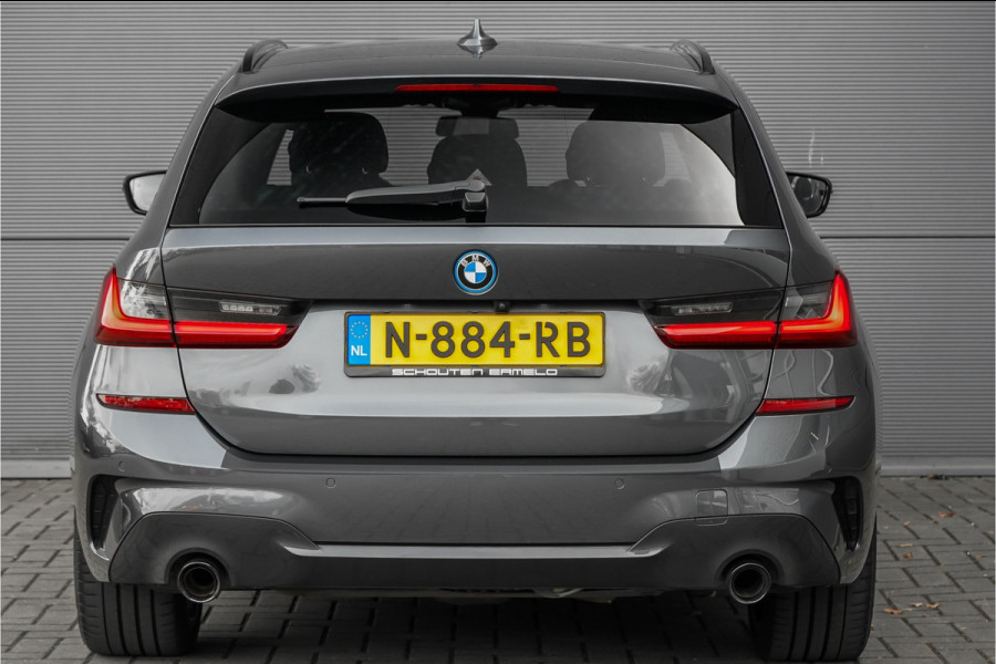 BMW 3 Serie Touring 330e xDrive M-Sport Laser Stuur & Stoelverw Keyless 19"