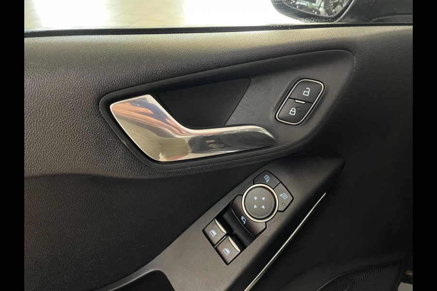 Ford Fiesta 1.0 EcoBoost Titanium AIRCO CLIMA NAVI CRUISE APP CONNECT KEYLESS CHROOM ACCENTEN PDC VELGEN ZEER NETTE AUTO