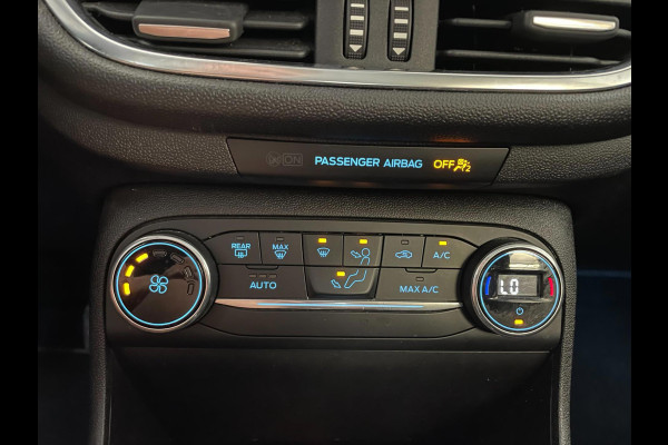Ford Fiesta 1.0 EcoBoost Titanium AIRCO CLIMA NAVI CRUISE APP CONNECT KEYLESS CHROOM ACCENTEN PDC VELGEN ZEER NETTE AUTO