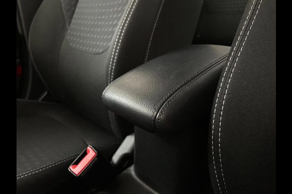 Ford Fiesta 1.0 EcoBoost Titanium AIRCO CLIMA NAVI CRUISE APP CONNECT KEYLESS CHROOM ACCENTEN PDC VELGEN ZEER NETTE AUTO