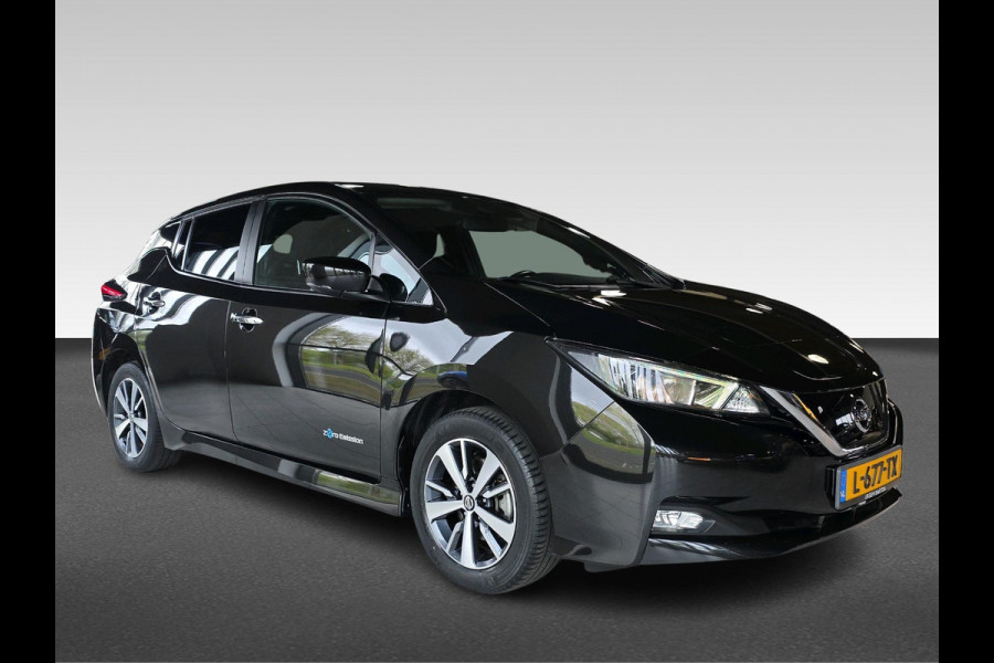 Nissan Leaf Acenta 40 kWh | Automaat | Adaptive Cruisecontrol | Achteruitrijcamera | Navigatie | 270 KM WLTP |