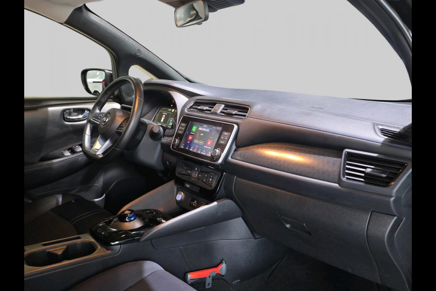 Nissan Leaf Acenta 40 kWh | Automaat | Adaptive Cruisecontrol | Achteruitrijcamera | Navigatie | 270 KM WLTP |