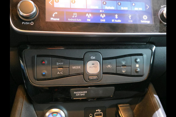 Nissan Leaf Acenta 40 kWh | Automaat | Adaptive Cruisecontrol | Achteruitrijcamera | Navigatie | 270 KM WLTP |